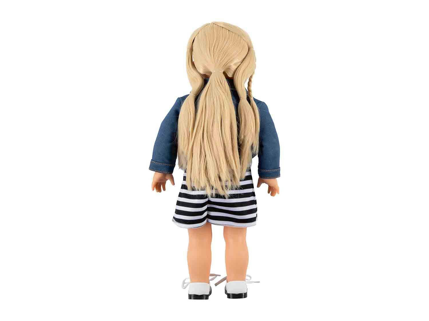 Muñeca con pelo rubio