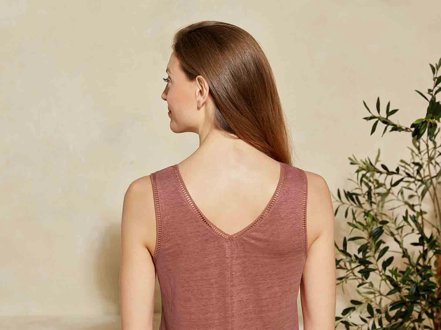 Camiseta de lino con tirantes para mujer