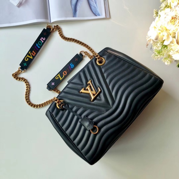 Louis Vuitton New Wave Chain Tote