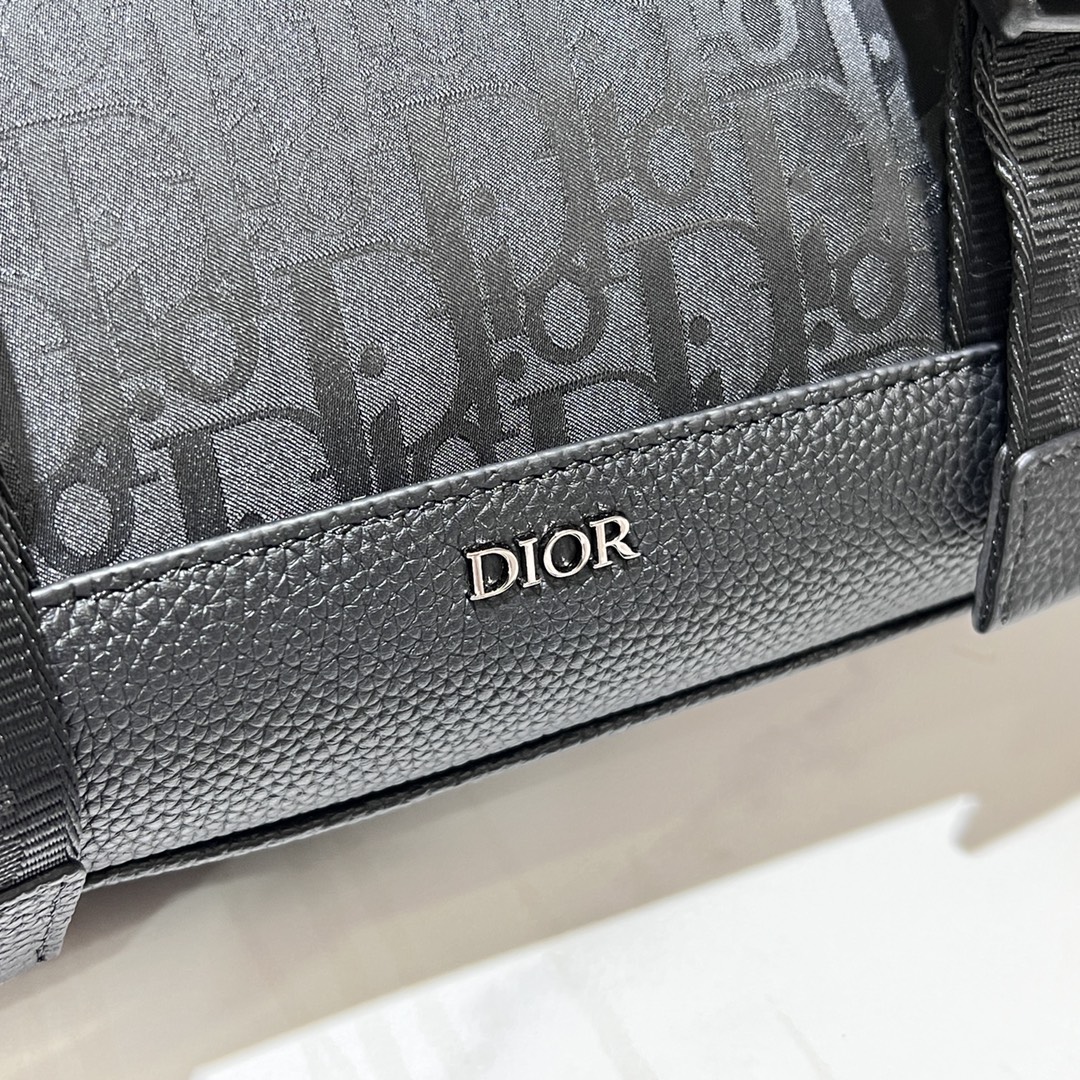 Designer Dior Explorer Messenger Bag 1ESME061YIH_H03E