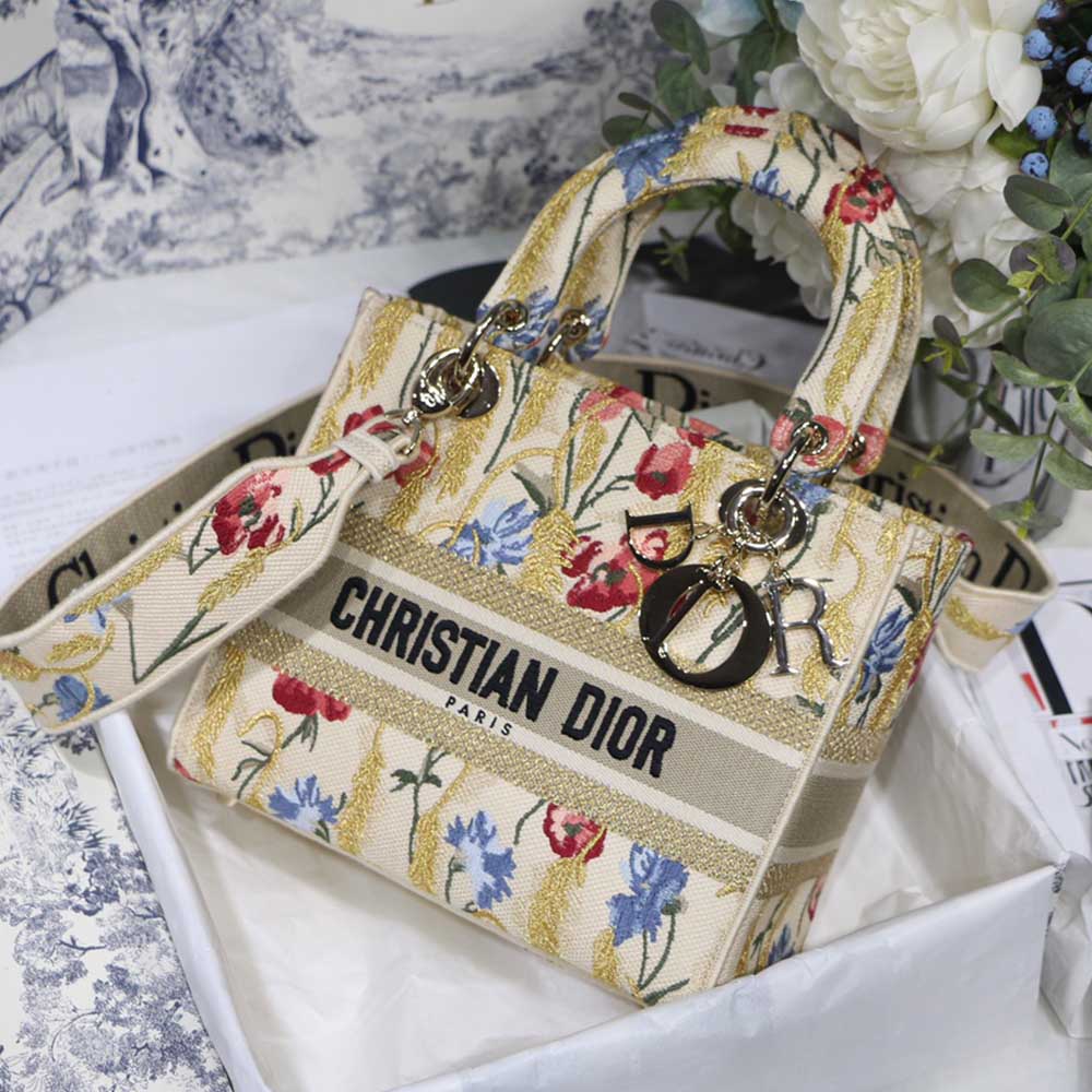 Replica Dior AaaFlowers Medium Lady DLite Bag M0565/Embroidery