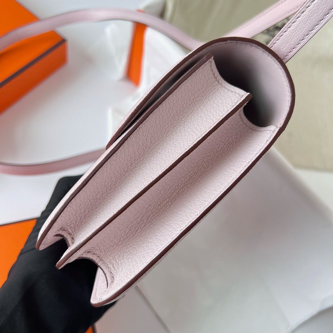 Hermes Constance 118 Mirror Bag In Mauve Pale Chevre Mysore Leather