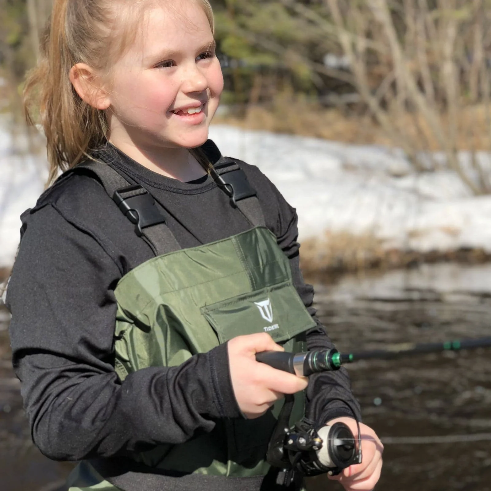 TideWe Chest Waders for Kids, Waterproof  Fishing Youth Waders PVC Chest Waders with Boot Hanger - TIDEWE WADERS