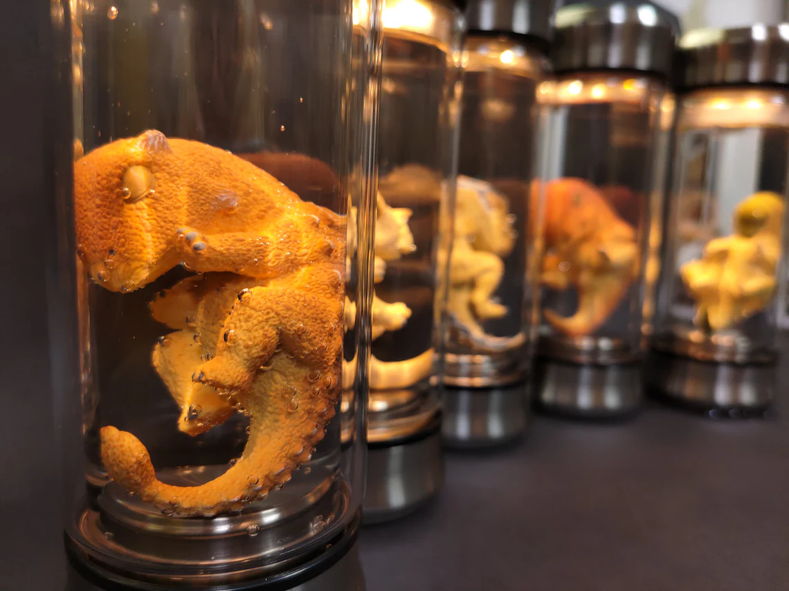 Jurassic Park Dinosaur Embryo Jar