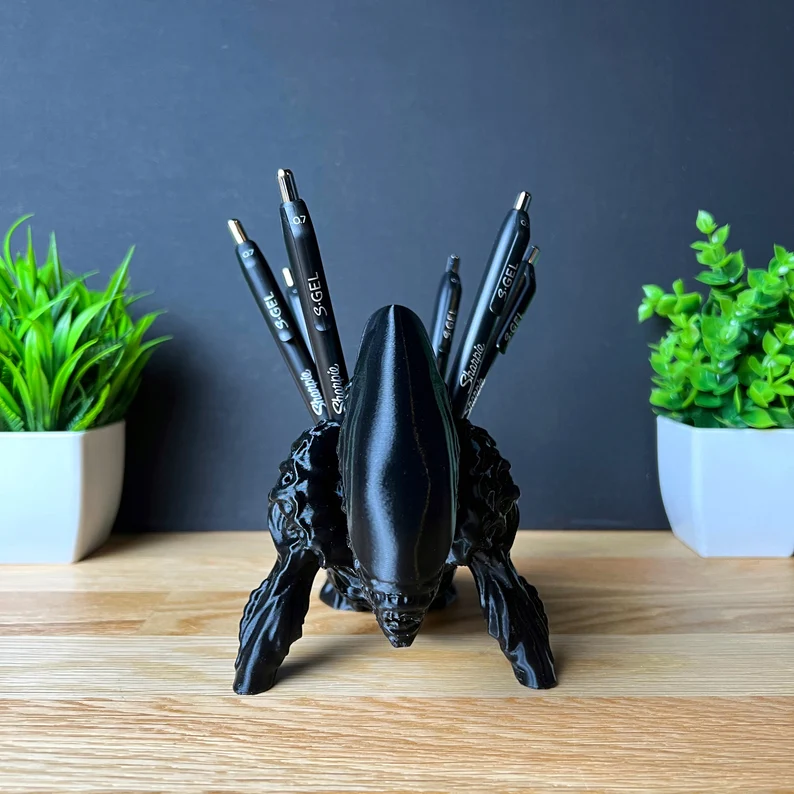 Alien Xenomorph Inspired Pen Holder