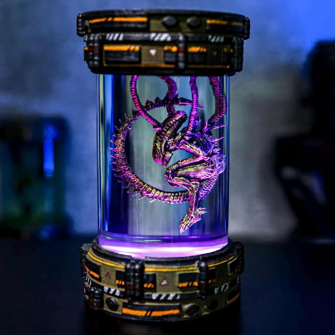 Alien Xenomorph Epoxy Lamp