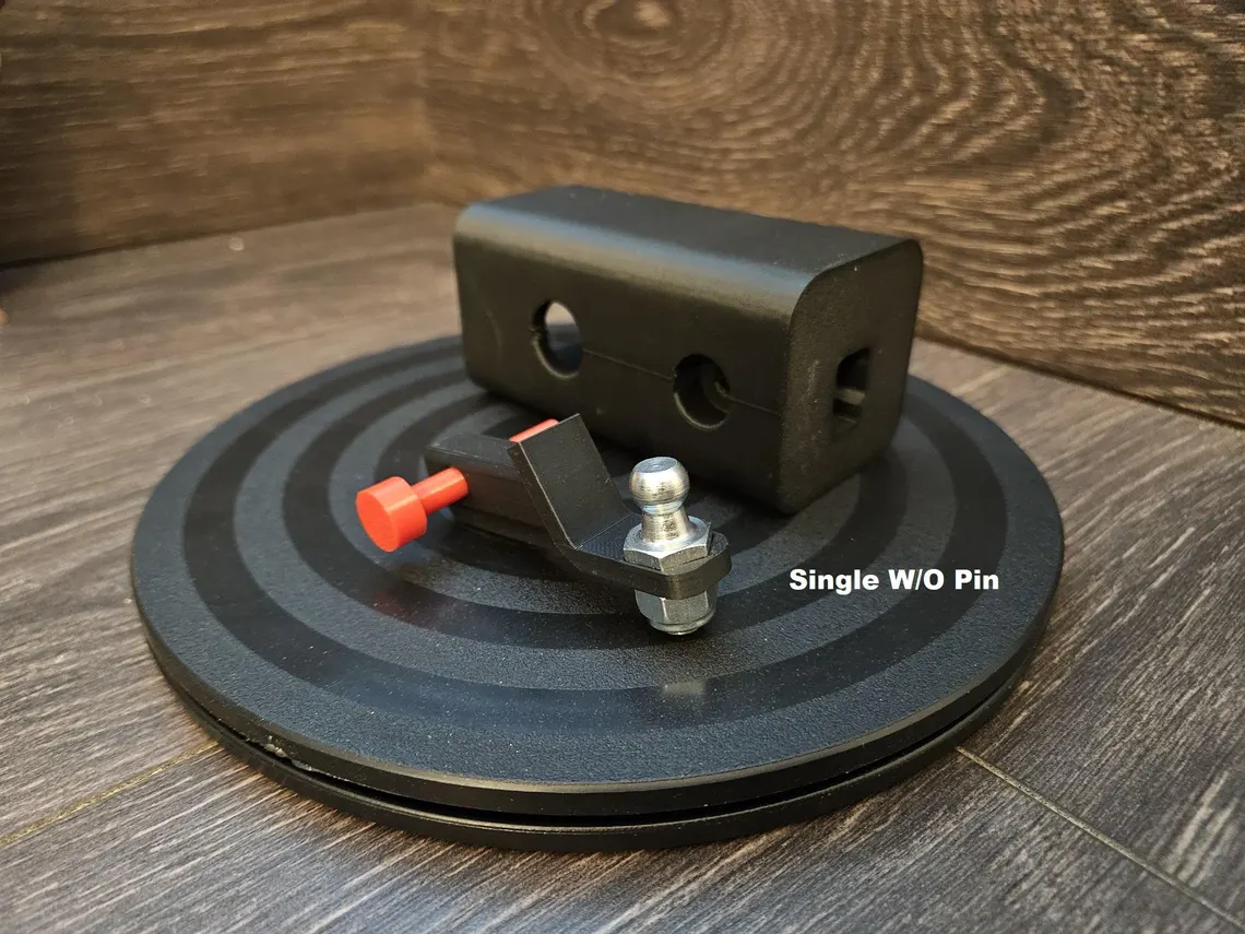 Novelty Tiny Trailer Hitch With Ball