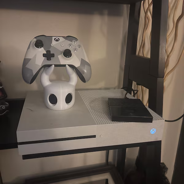 Hollow Knight Stand for All Controllers