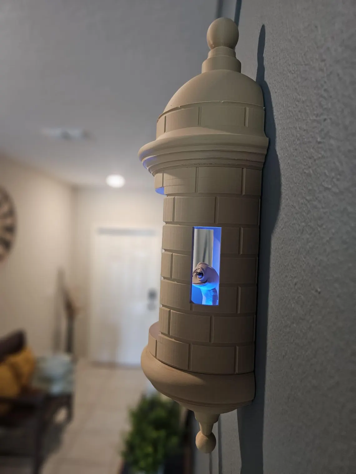 Puerto Rican Garita Wall Coqui Lamp