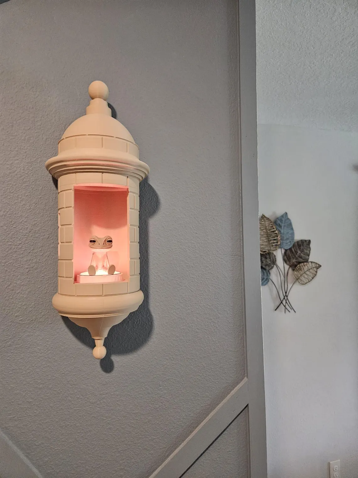 Puerto Rican Garita Wall Coqui Lamp