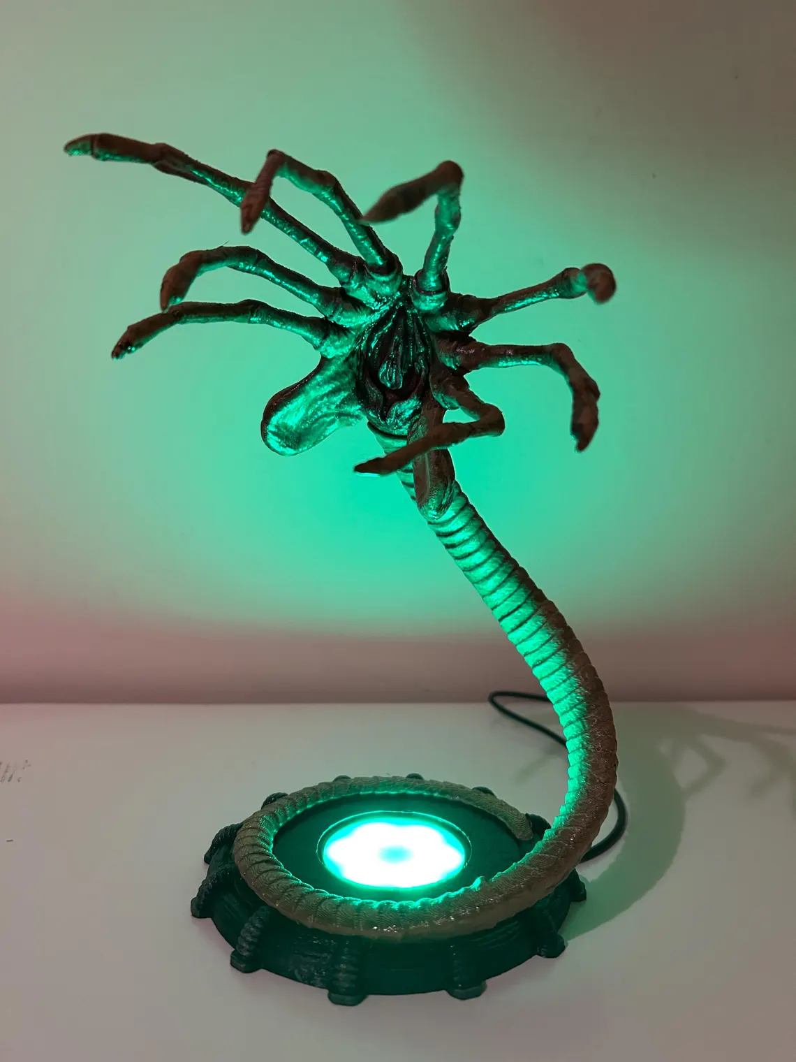 Alien Facehugger Lamp Nightlight