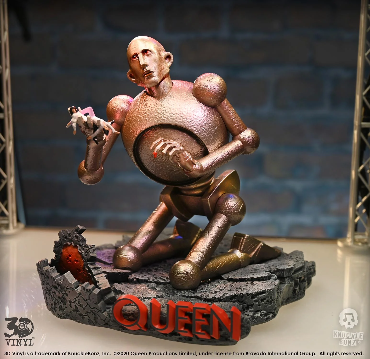 Queen Frank the Robot Statue