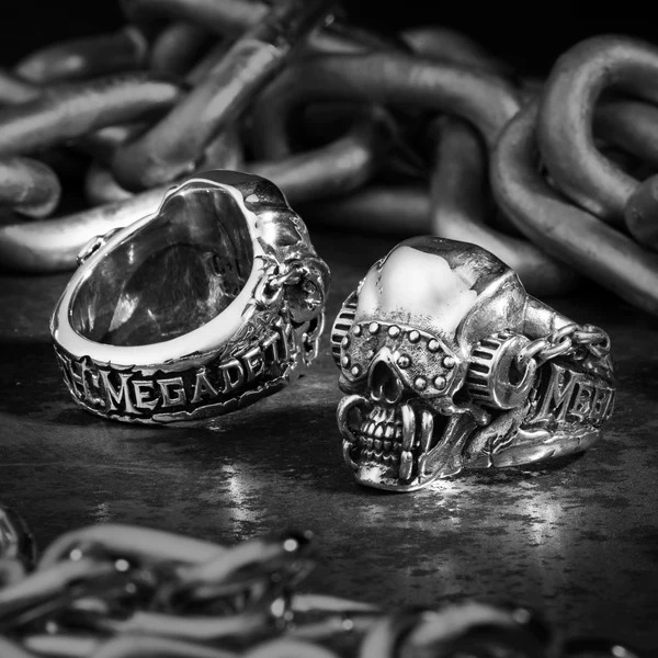 VIC RATTLEHEAD（sterling silver ring）