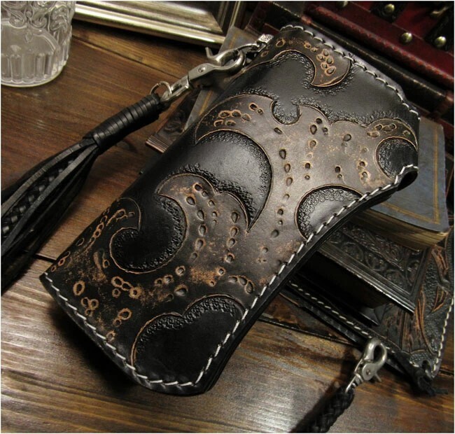 Hand Pirate/Skull Carved Leather Wallet Biker Wallet