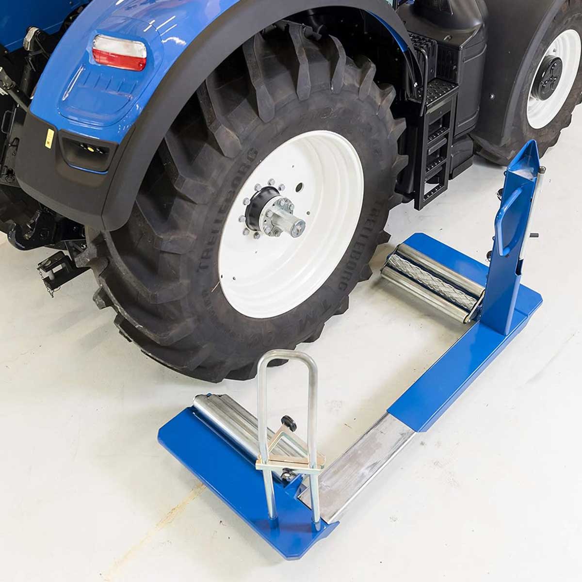 AME Low Profile Mega Tire Wheel Trolley - 1.5 Ton