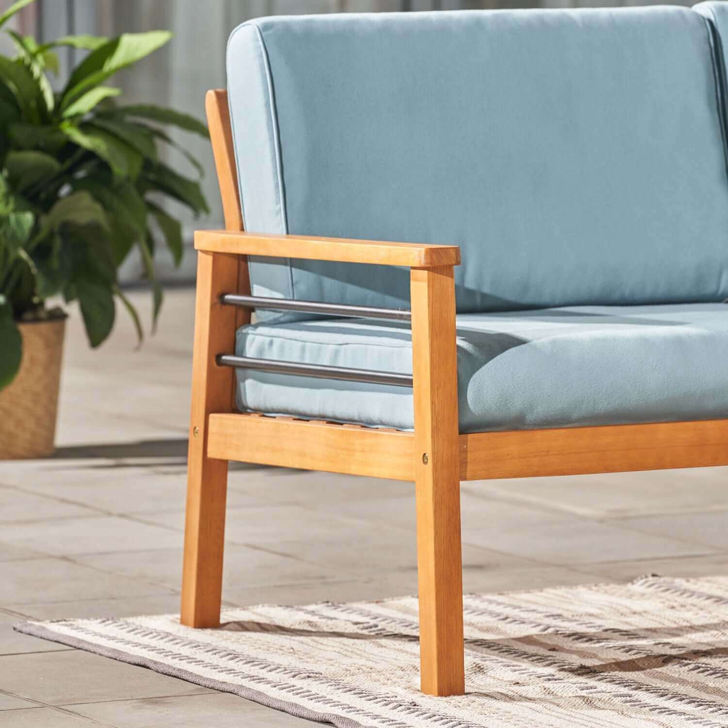 Vifah Gloucester Contemporary Patio Wood 2-Seater Sofa