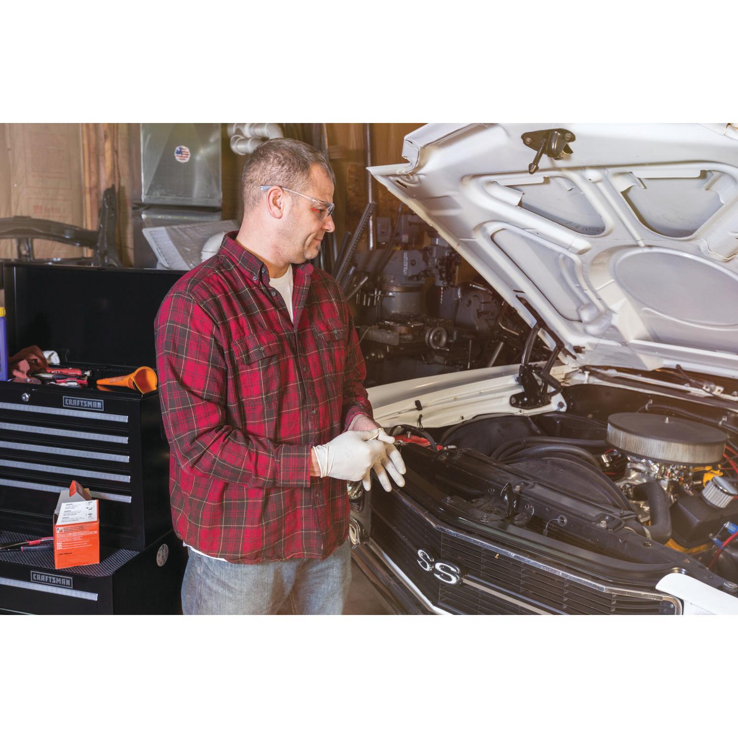 CRAFTSMAN 1000 Series 26.5-in W x 32.5-in H 4-Drawer Steel Rolling Tool Cabinet (Black)