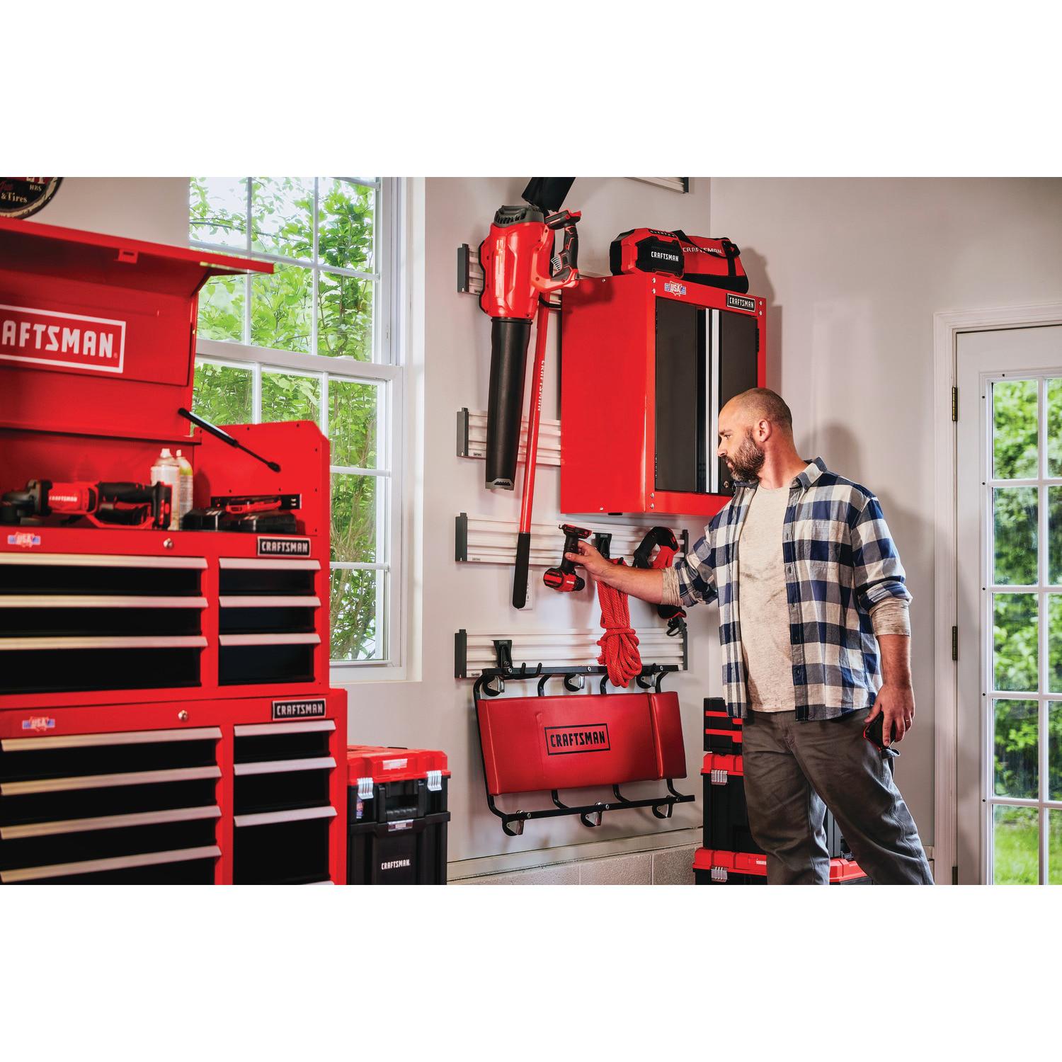 CRAFTSMAN Steel Wall-mounted Garage Cabinet in Red (28-in W x 28-in H x 12-in D)