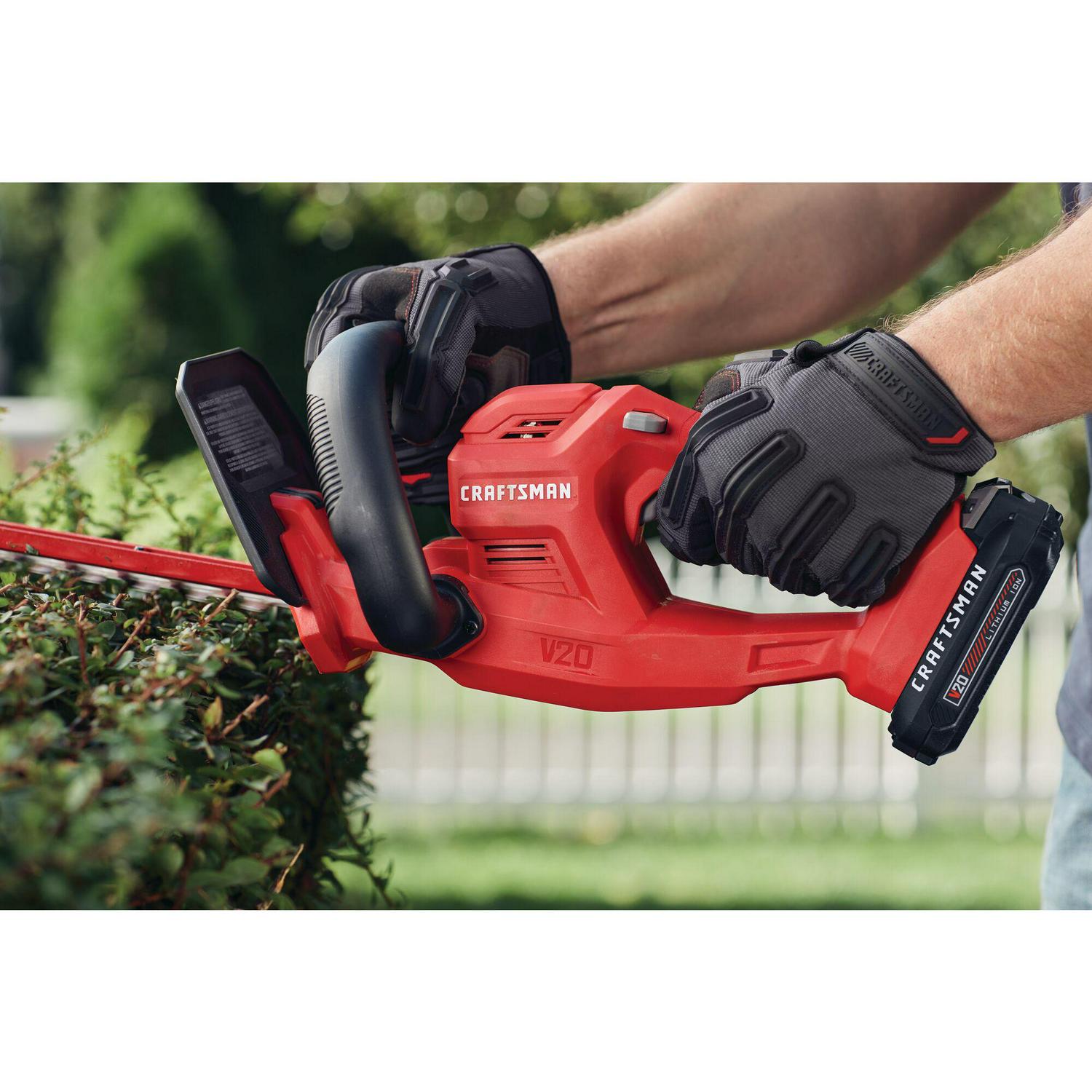 CRAFTSMAN V20 20-volt Max 20-in Battery Hedge Trimmer 1.5 Ah (Battery and Charger Included)