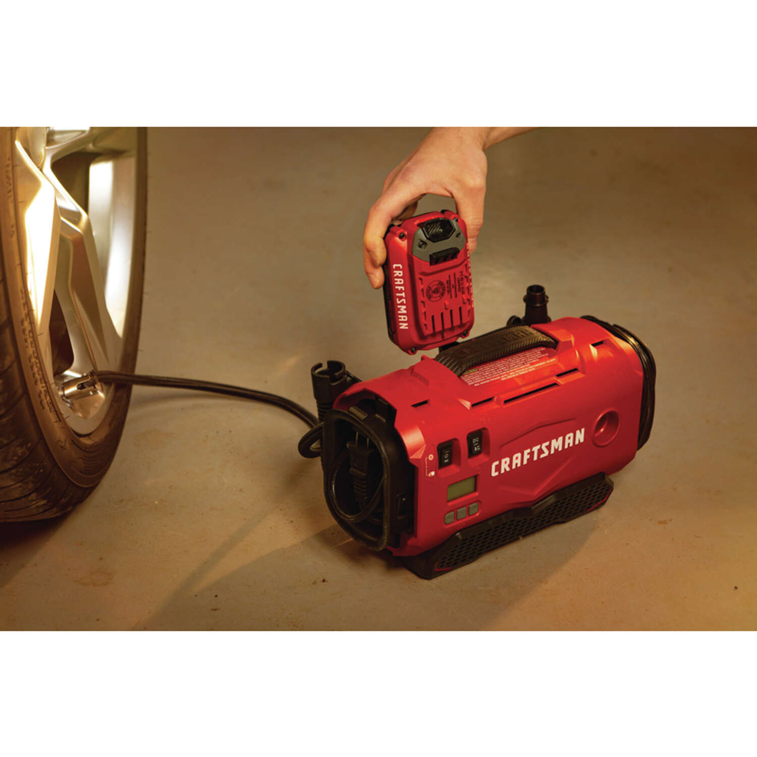 Craftsman V20 20 V 160 psi Cordless Inflator