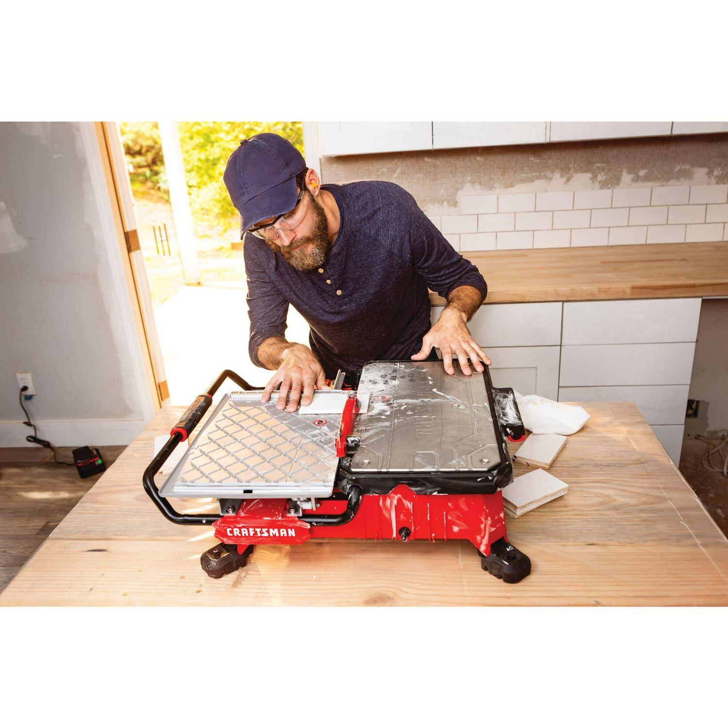CRAFTSMAN V20 30-Amp 7-in-Blade Cordless Tabletop Sliding Table Tile Saw (Battery Included)