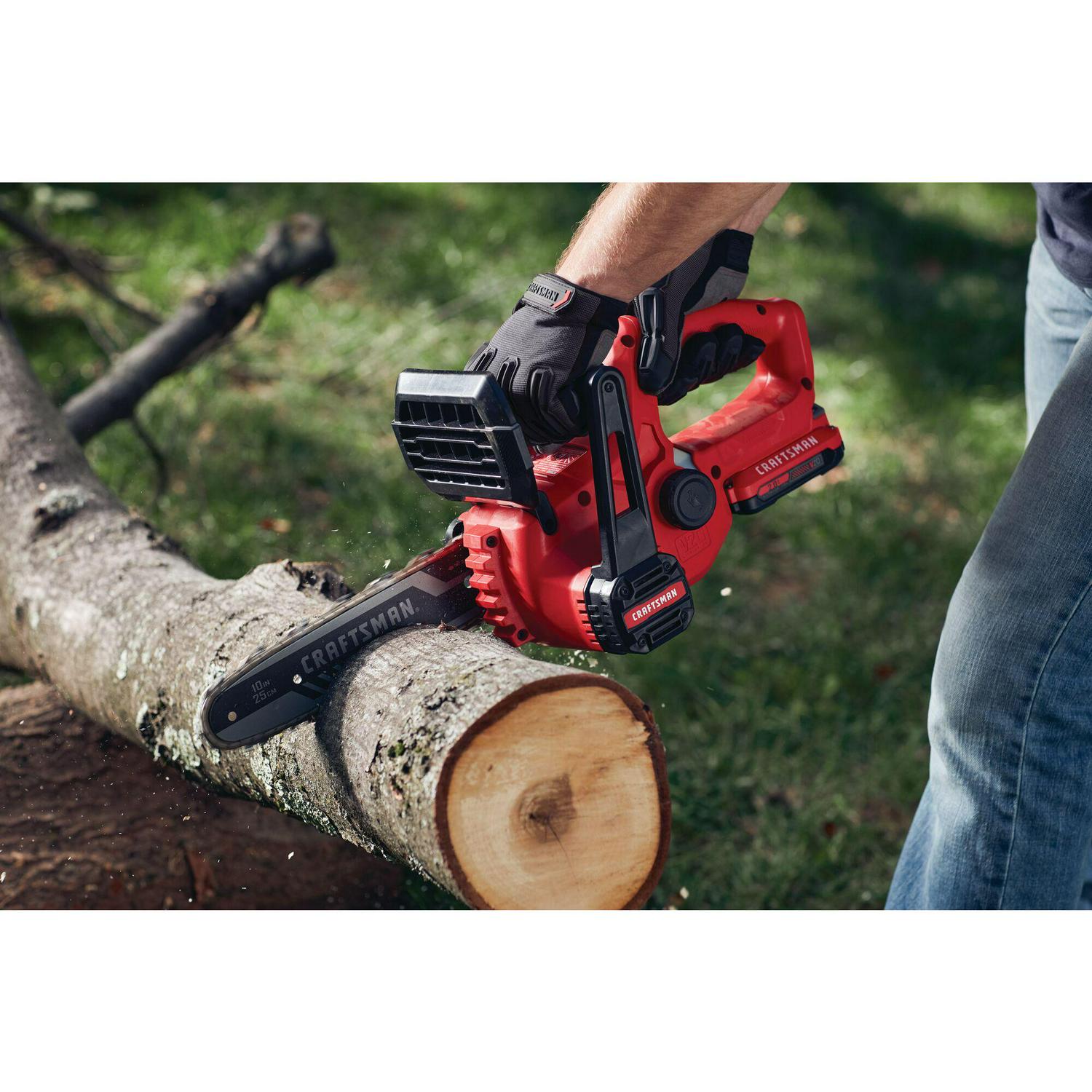 CRAFTSMAN V20 20-volt Max 10-in Battery 2 Ah Chainsaw (Battery and Charger Included)
