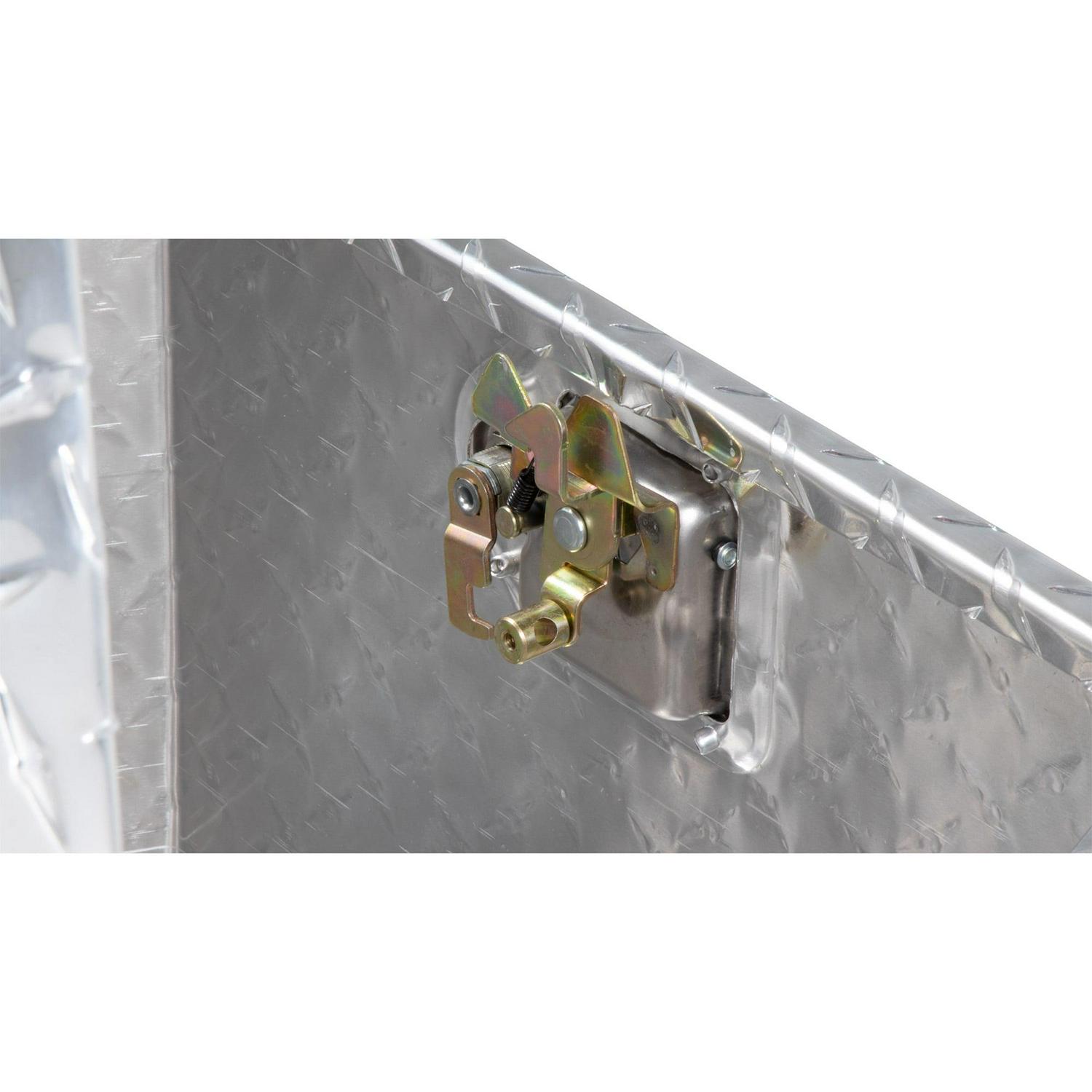 CRAFTSMAN 18.34-in x 19.02-in x 33.64-in Silver Aluminum Chest Truck Tool Box