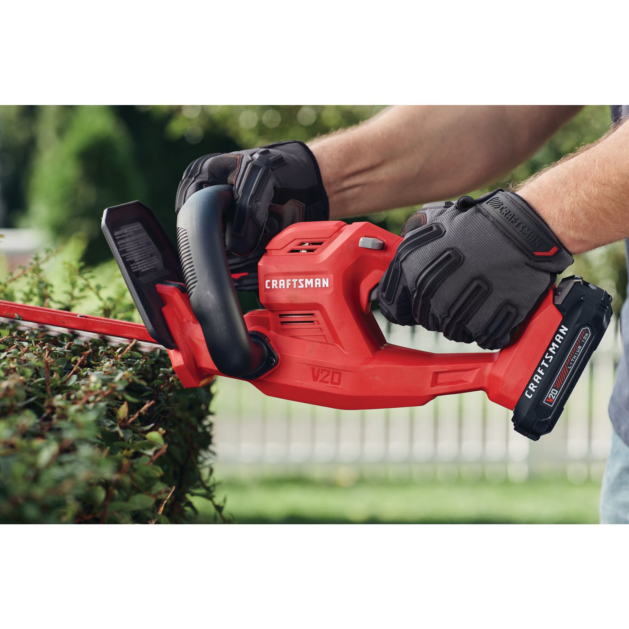 CRAFTSMAN V20 20-volt Max 20-in Battery Hedge Trimmer 1.5 Ah (Battery and Charger Included)