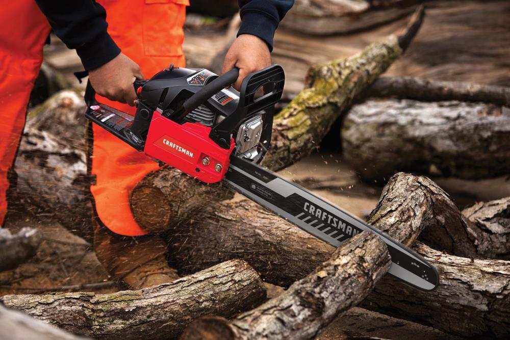 CRAFTSMAN S205 46-cc 2-cycle 20-in Gas Chainsaw