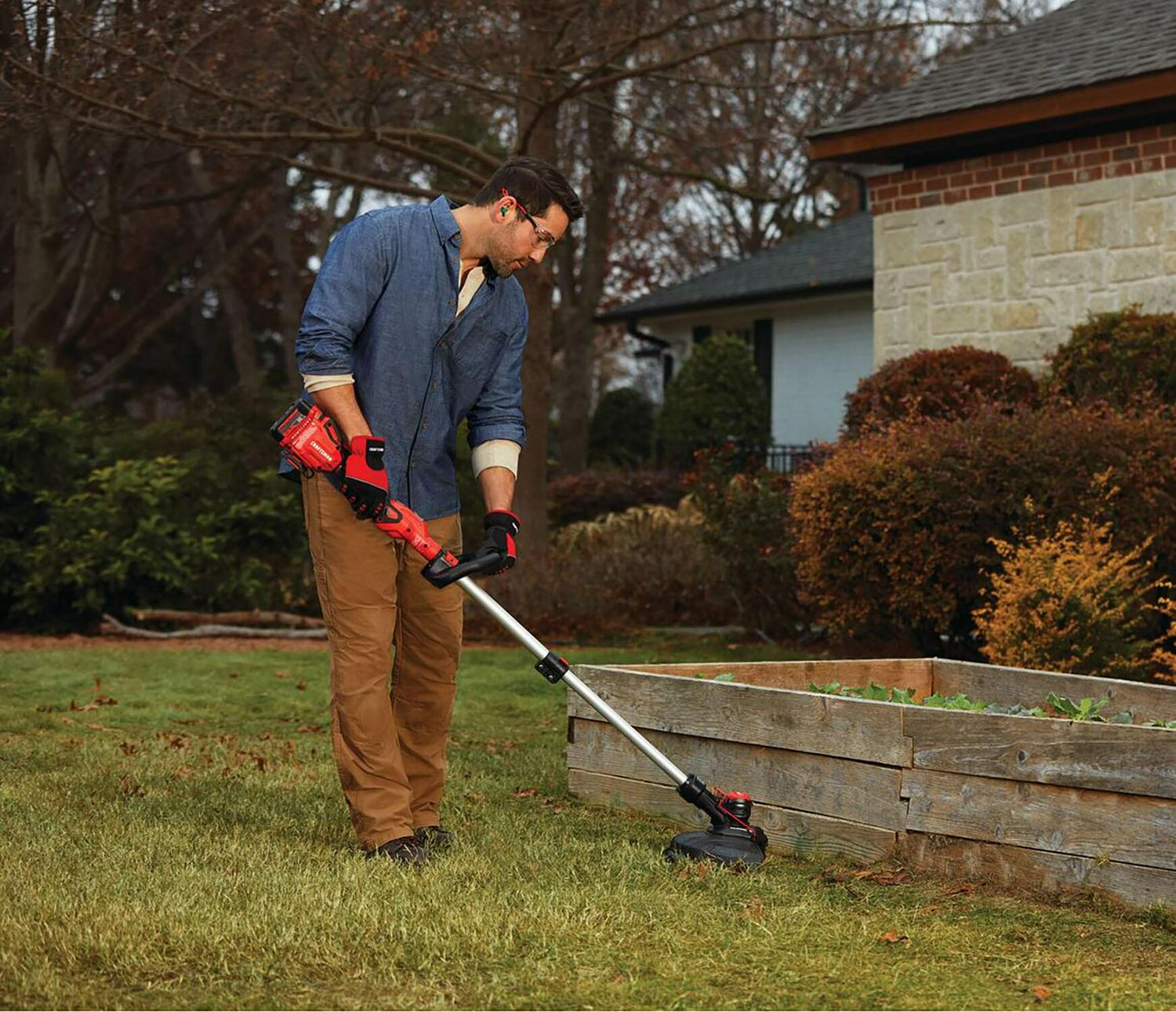 CRAFTSMAN V20 20-volt Max Cordless Battery String Trimmer and Leaf Blower Combo Kit (Battery and Charger Included)