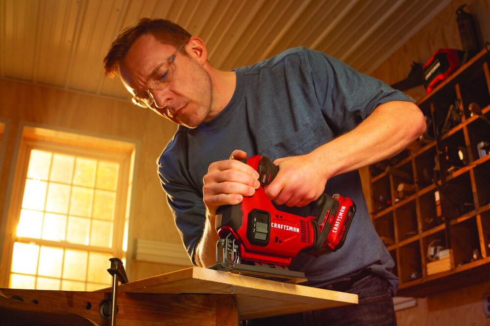 CRAFTSMAN V20 20-volt Max Variable Speed Keyless Cordless Jigsaw (Charger Included and Battery Included)