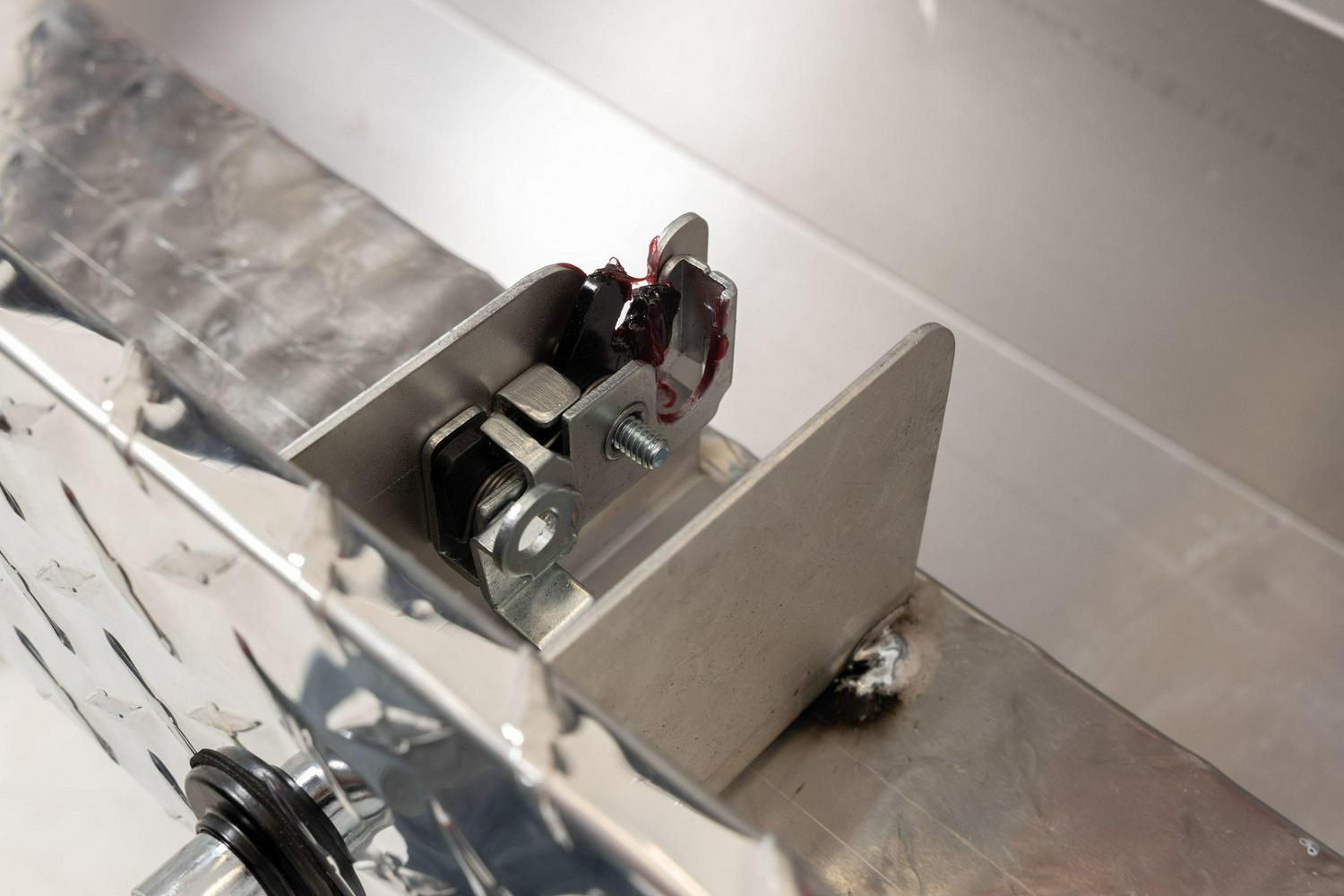 CRAFTSMAN 46.86-in x 15.73-in x 13.27-in Silver Aluminum Side Mount Truck Tool Box