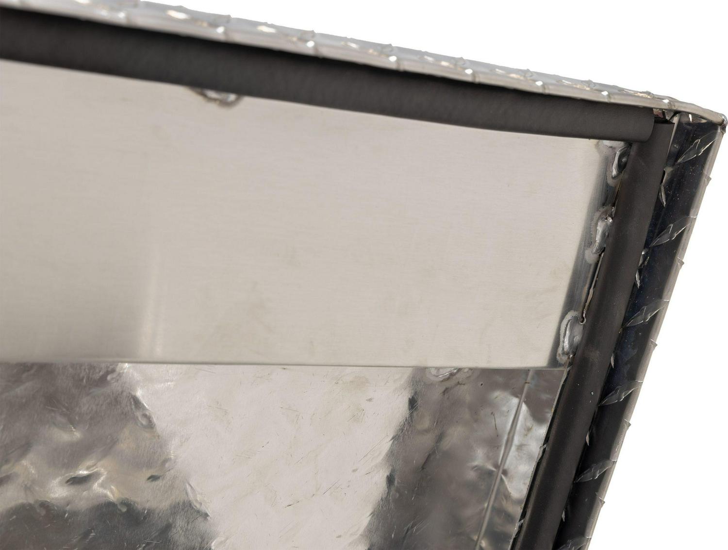 CRAFTSMAN 46.86-in x 15.73-in x 13.27-in Silver Aluminum Side Mount Truck Tool Box