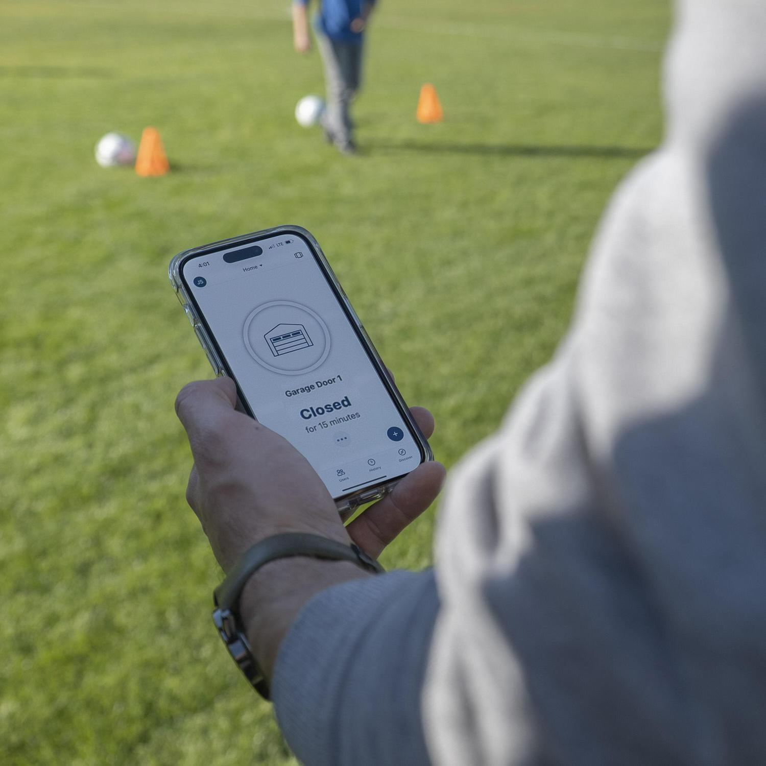 CRAFTSMAN 1-1/4 Hps myQ Smart Belt Drive Garage Door Opener Wi-fi Compatibility Battery Back-up