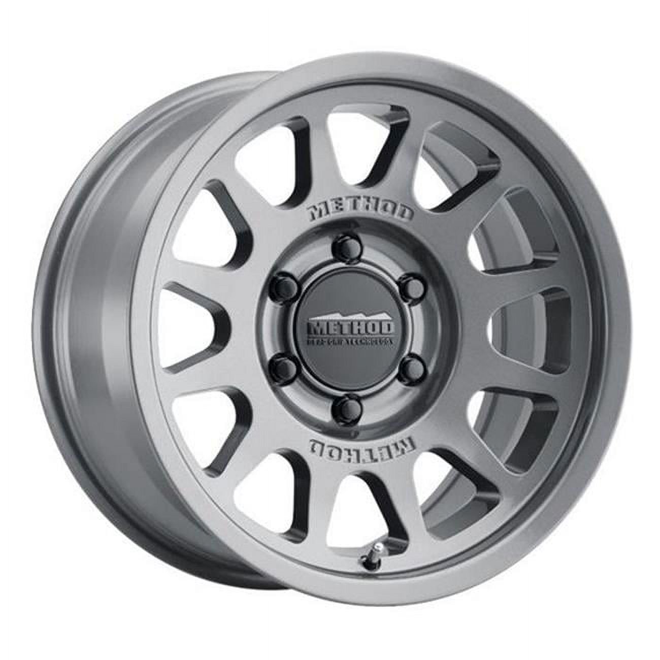 17 x 8.5 in. 703 Bead Grip 71.5 mm Centerbore 0 mm Off Set Tire, Gloss Titanium