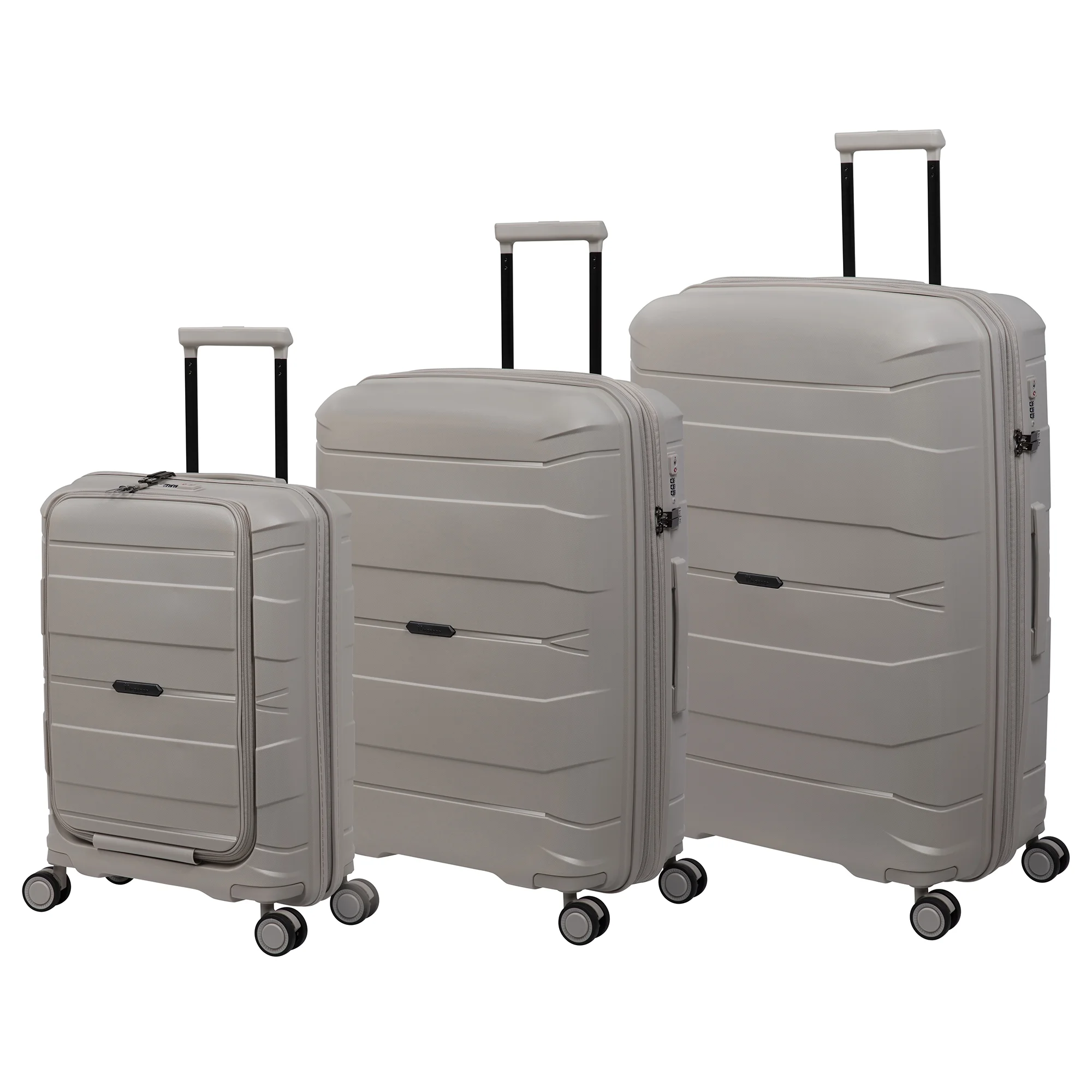 it luggage Momentous 3 Piece Hardside 8 Wheel Expandable Spinner Set