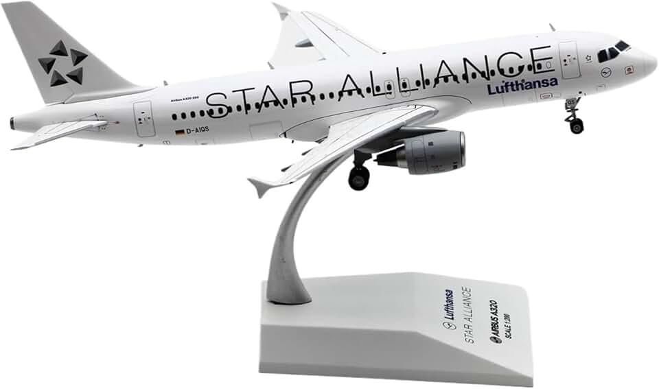diecast Plane Model Alloy Metal 1:200 Scale Model for Lufthansa Star Alliance Airbus A320 Prototype Replica Model D-AIQS Fighter Model