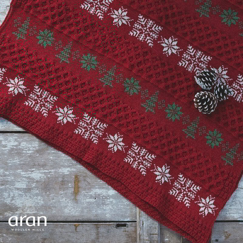 Aran wool Christmas Throw with snowflakes