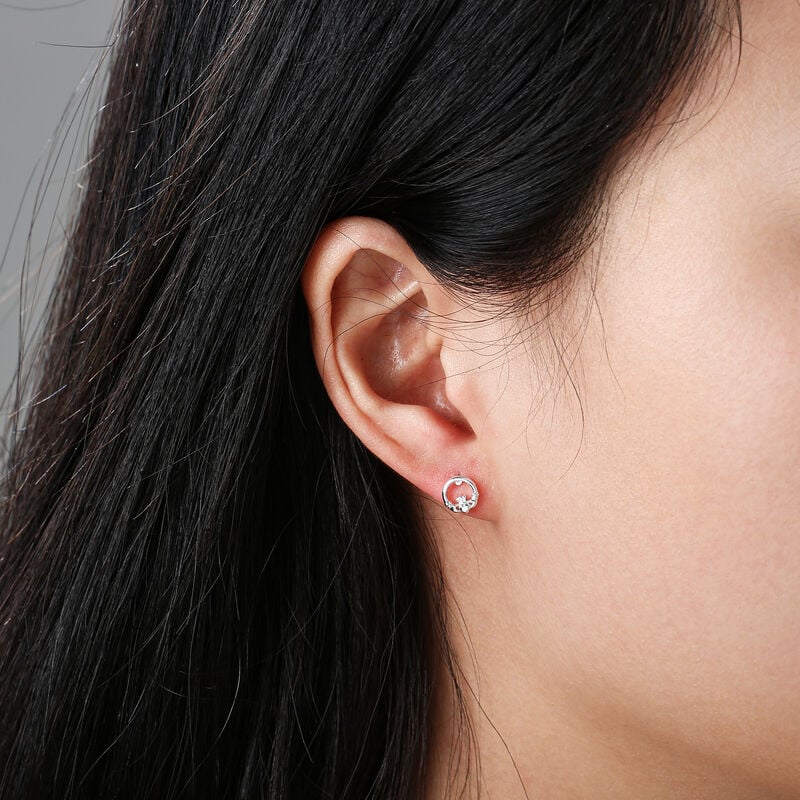 Gr&aacute; Collection Plain Claddagh Earrings Sterling Silver