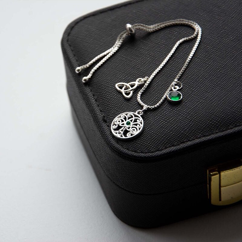 Gr&aacute; Collection Silver Plated Trinity Drawstring Bracelet