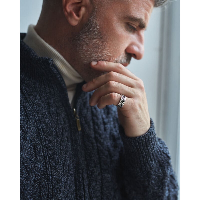 T-Shirt With Large Four Provinces Shield Print  Navy Colour