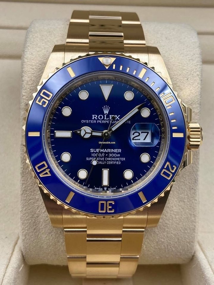Rolex Submariner Date 41mm Blue Dial Yellow Gold 126618LB Unworn 2021