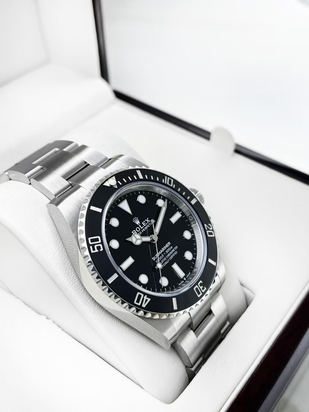 Rolex Submariner No Date 41mm 124060 2021