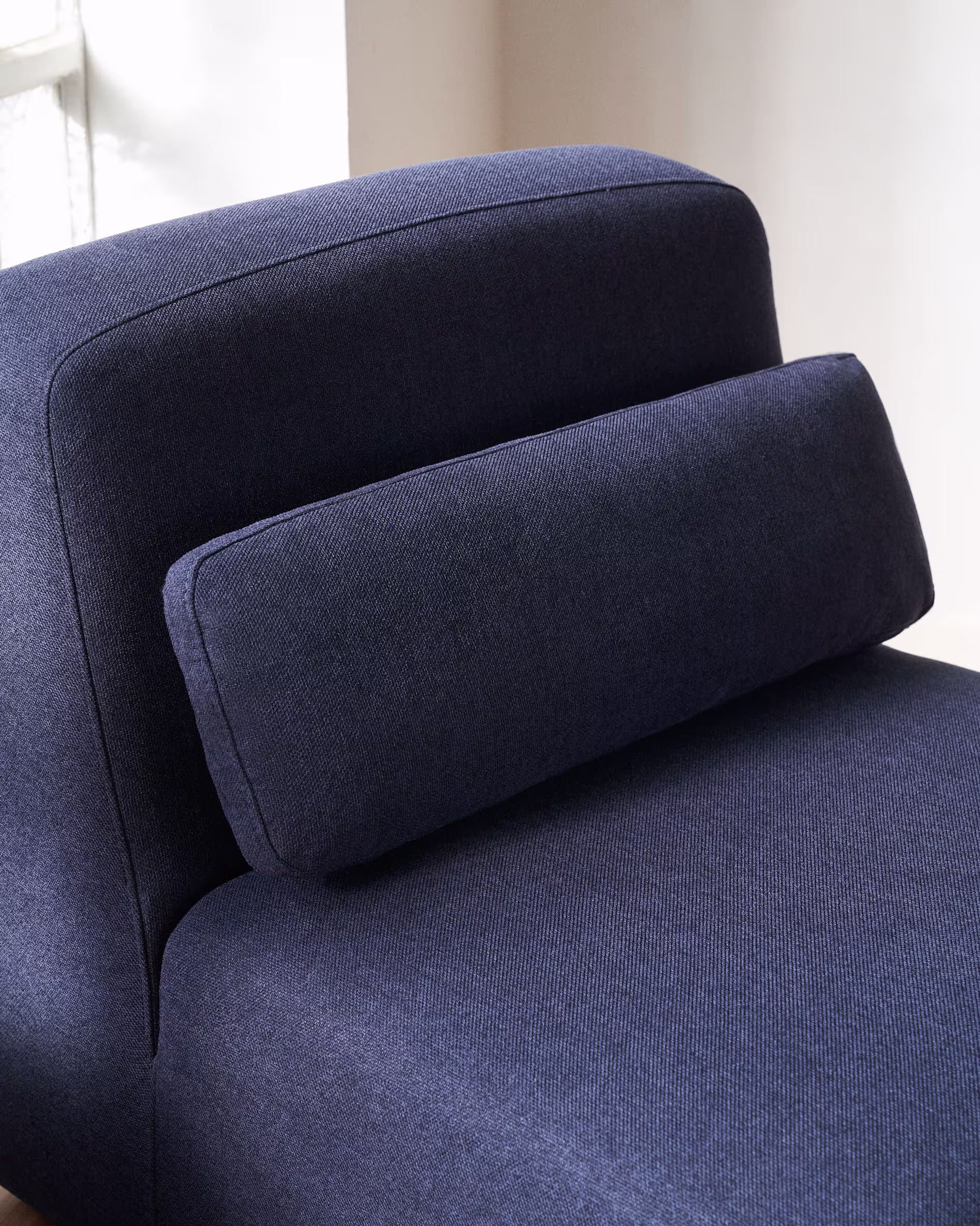 Cojín Neom azul 24 x 72 cm