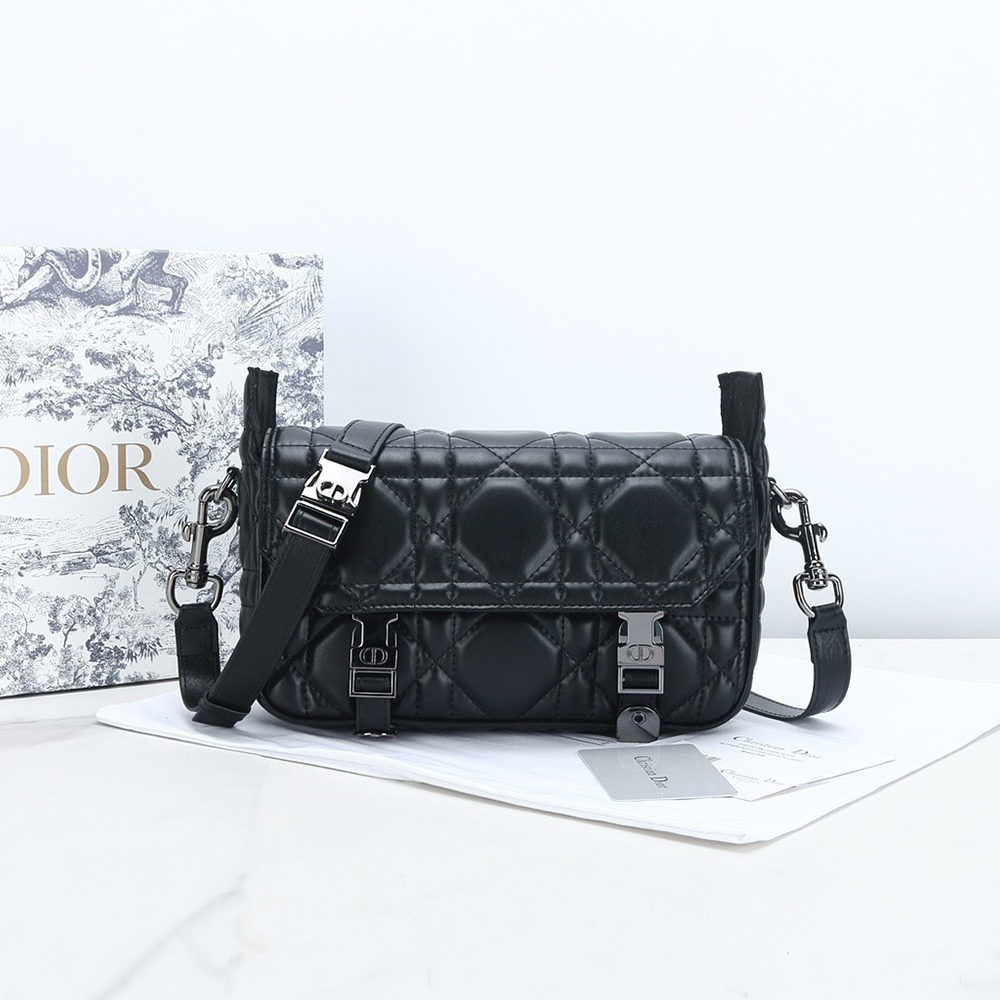 Dior SMALL DIORCAMP BAG
