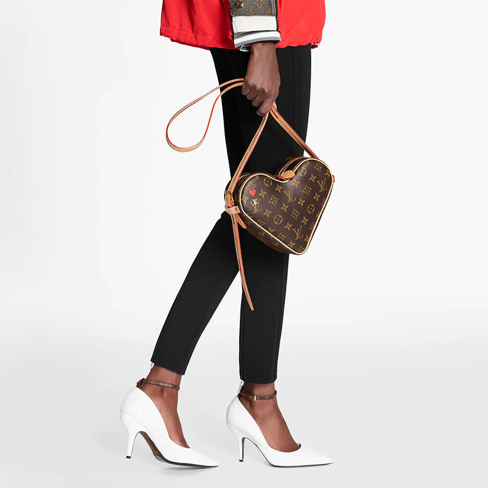 Louis Vuitton Game On Coeur