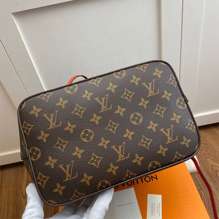 Louis Vuitton Neoneo Handbag