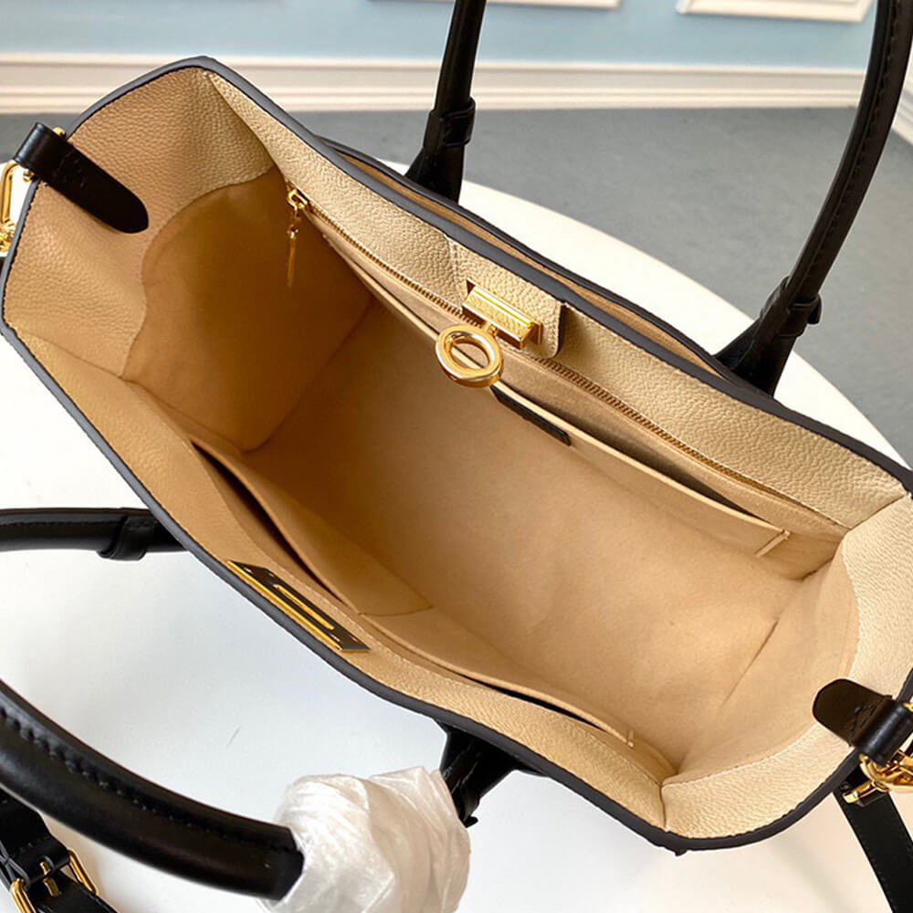 Louis Vuitton ON MY SIDE MM