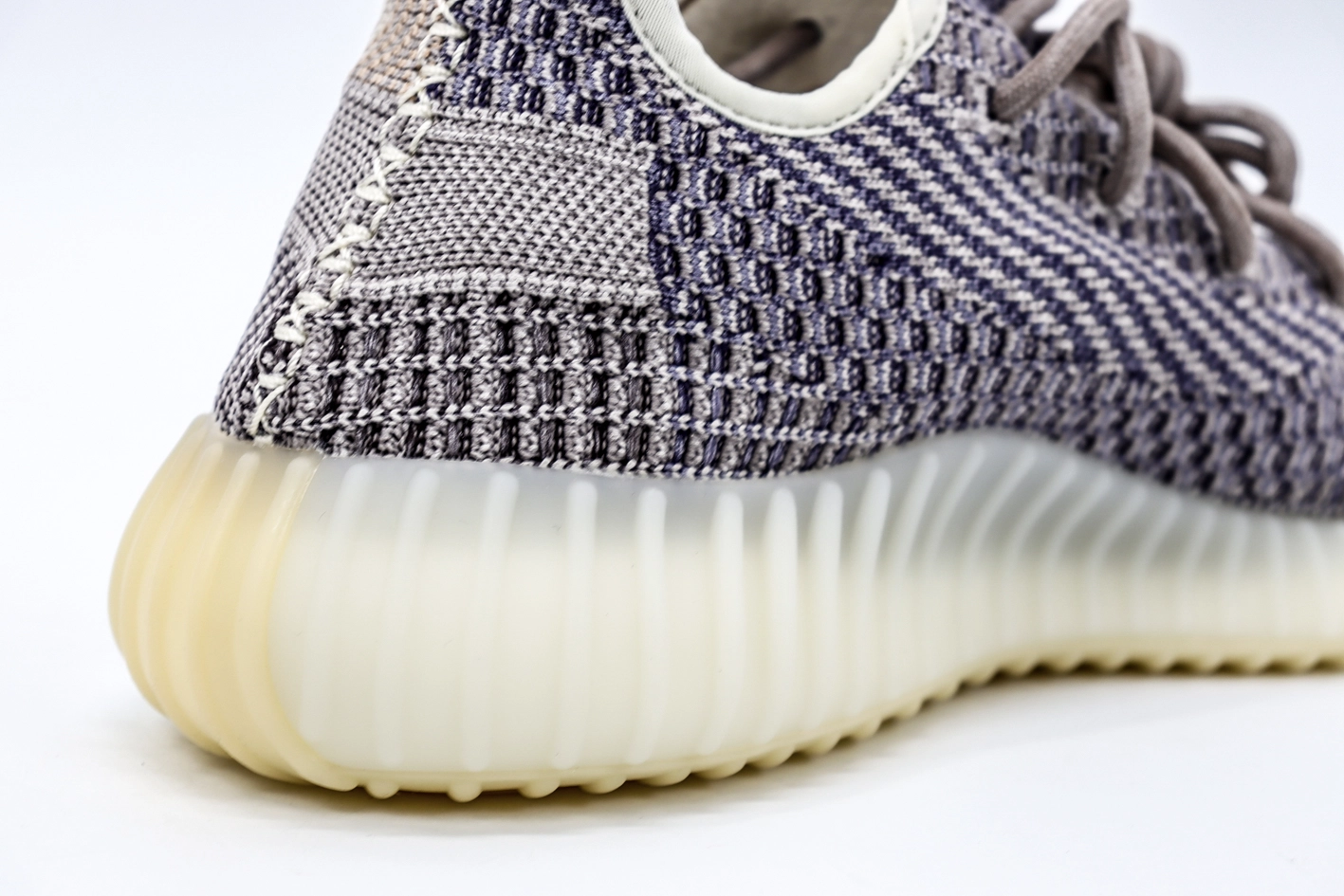 YEEZY 350 V2 ASH PEARL