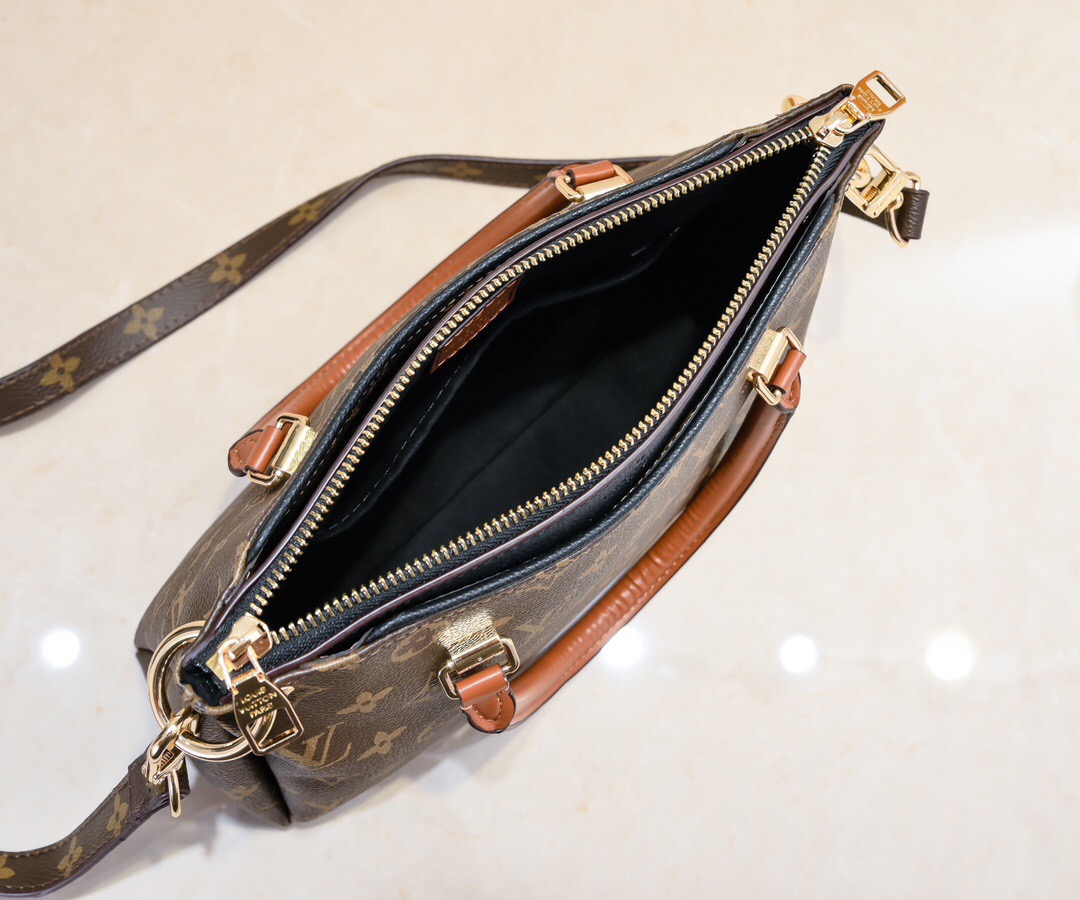 Louis Vuitton PALLAS BB